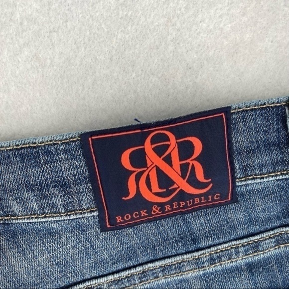 Rock & Republic Stretch Medium Wash Denim Shorts Pink Trim Size 8 - Picture 6 of 11